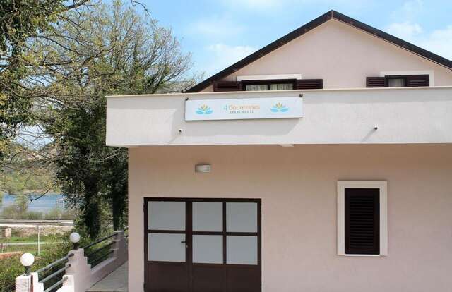 Апартаменты Apartments Four Countesses Вирпазар-43